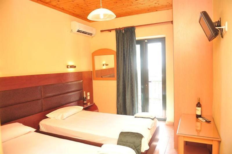 Kerkyra Beach Hotel & Apartments Benitses  Eksteriør bilde