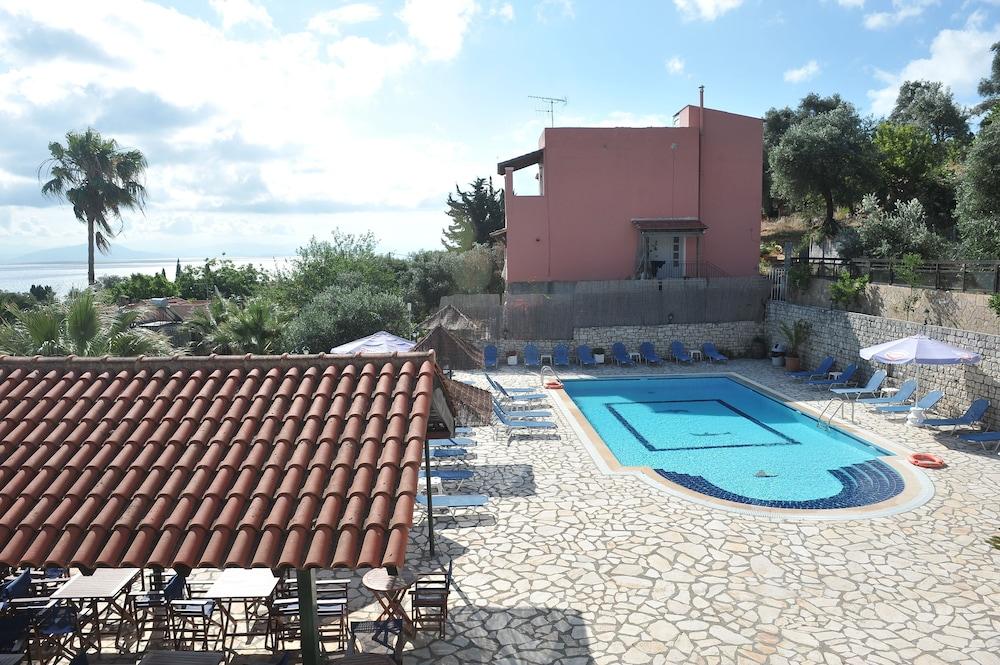 Kerkyra Beach Hotel & Apartments Benitses  Eksteriør bilde