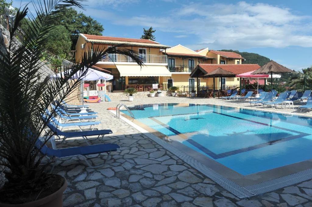 Kerkyra Beach Hotel & Apartments Benitses  Eksteriør bilde