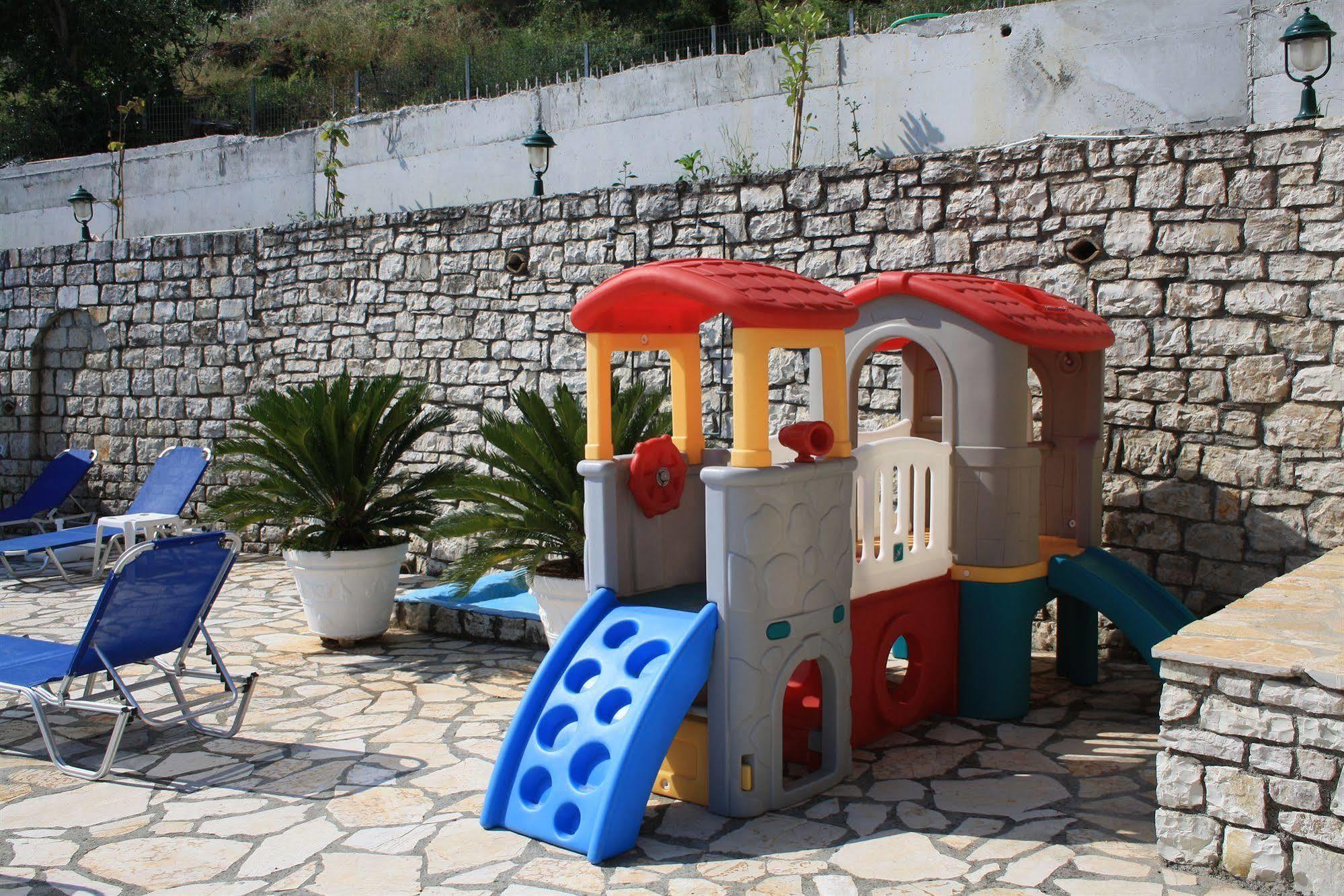 Kerkyra Beach Hotel & Apartments Benitses  Eksteriør bilde