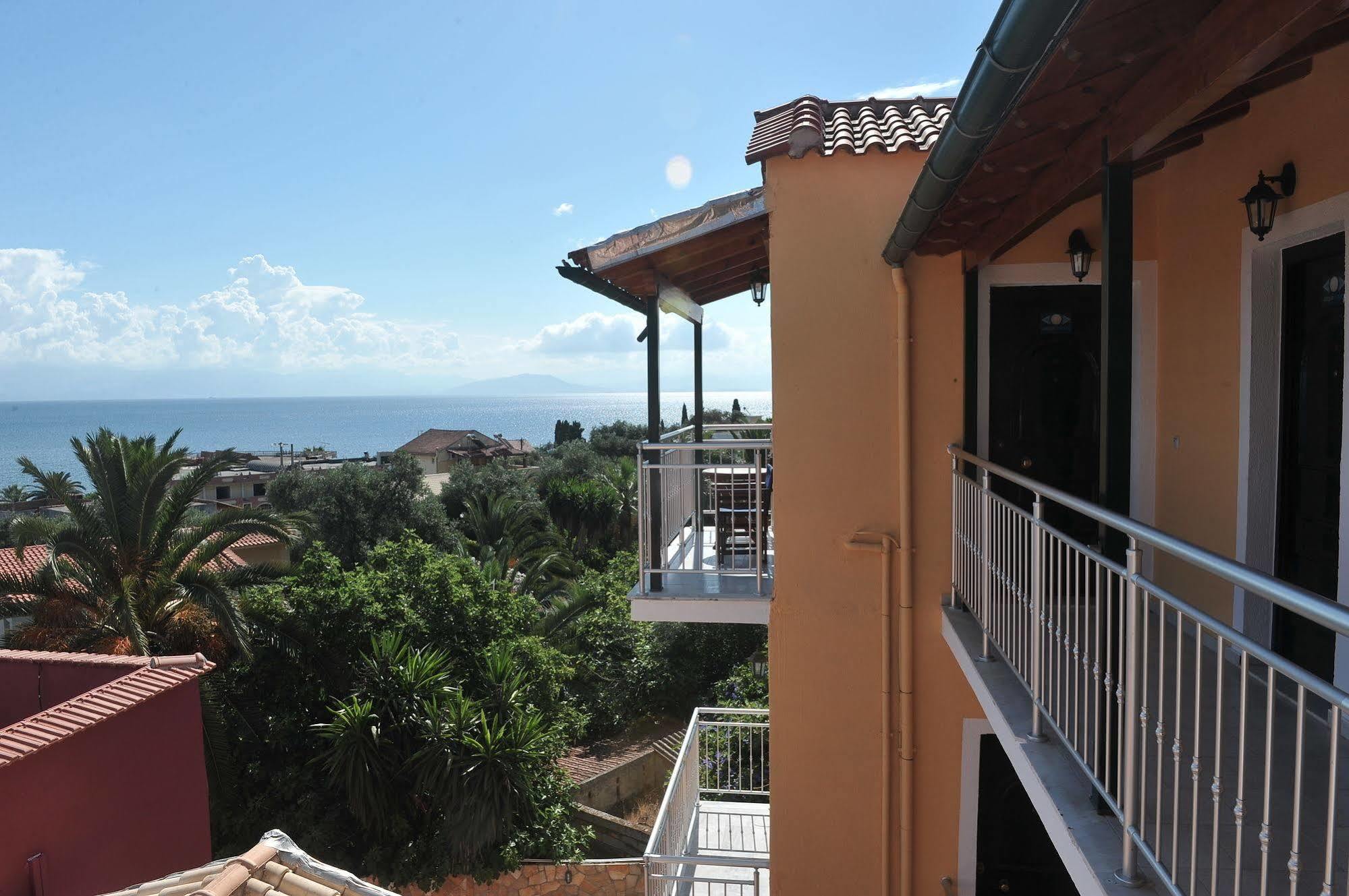 Kerkyra Beach Hotel & Apartments Benitses  Eksteriør bilde